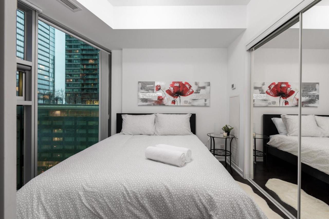 The York Boutique Suites Toronto Dış mekan fotoğraf