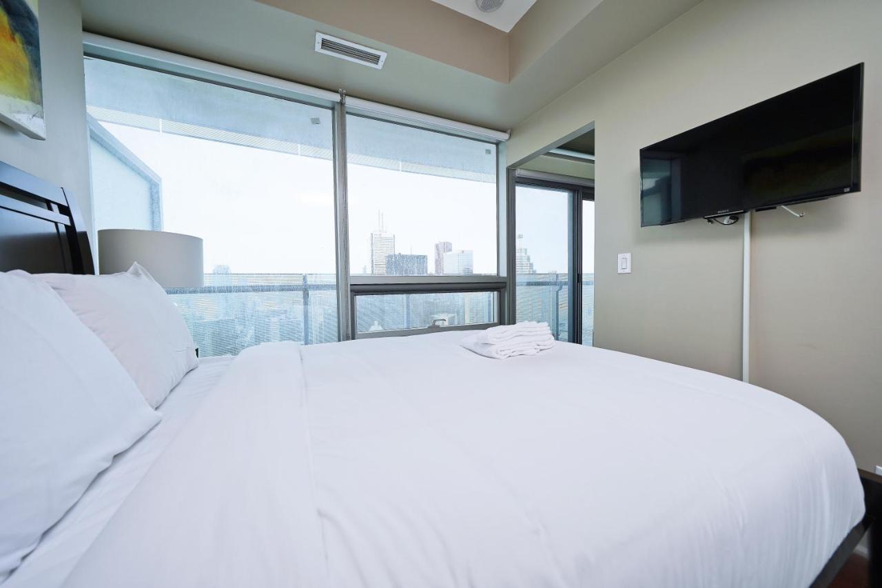 The York Boutique Suites Toronto Dış mekan fotoğraf