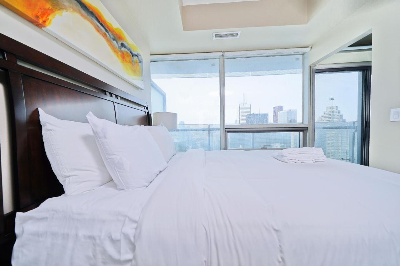 The York Boutique Suites Toronto Dış mekan fotoğraf
