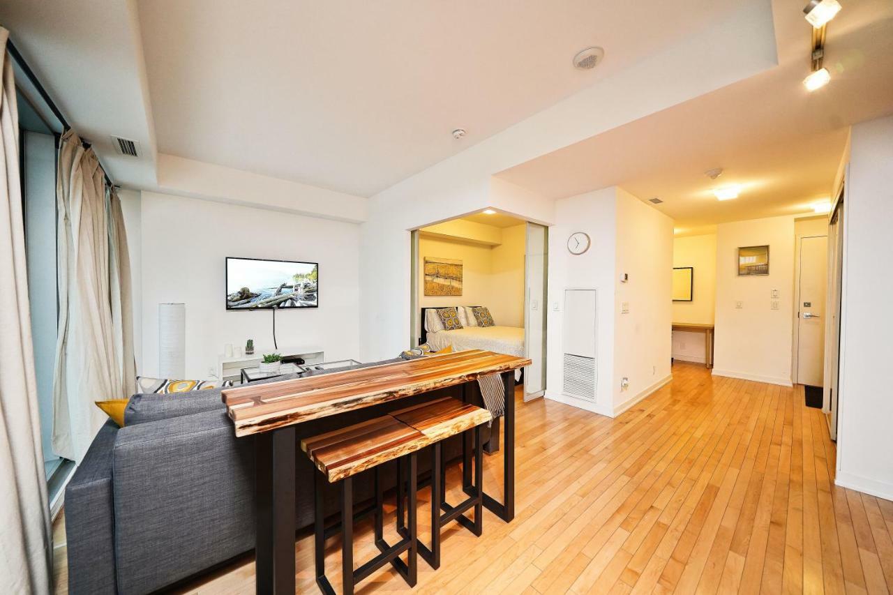 The York Boutique Suites Toronto Dış mekan fotoğraf