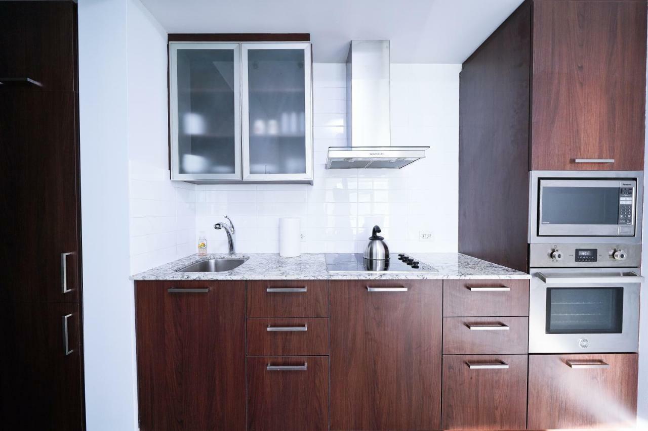 The York Boutique Suites Toronto Dış mekan fotoğraf