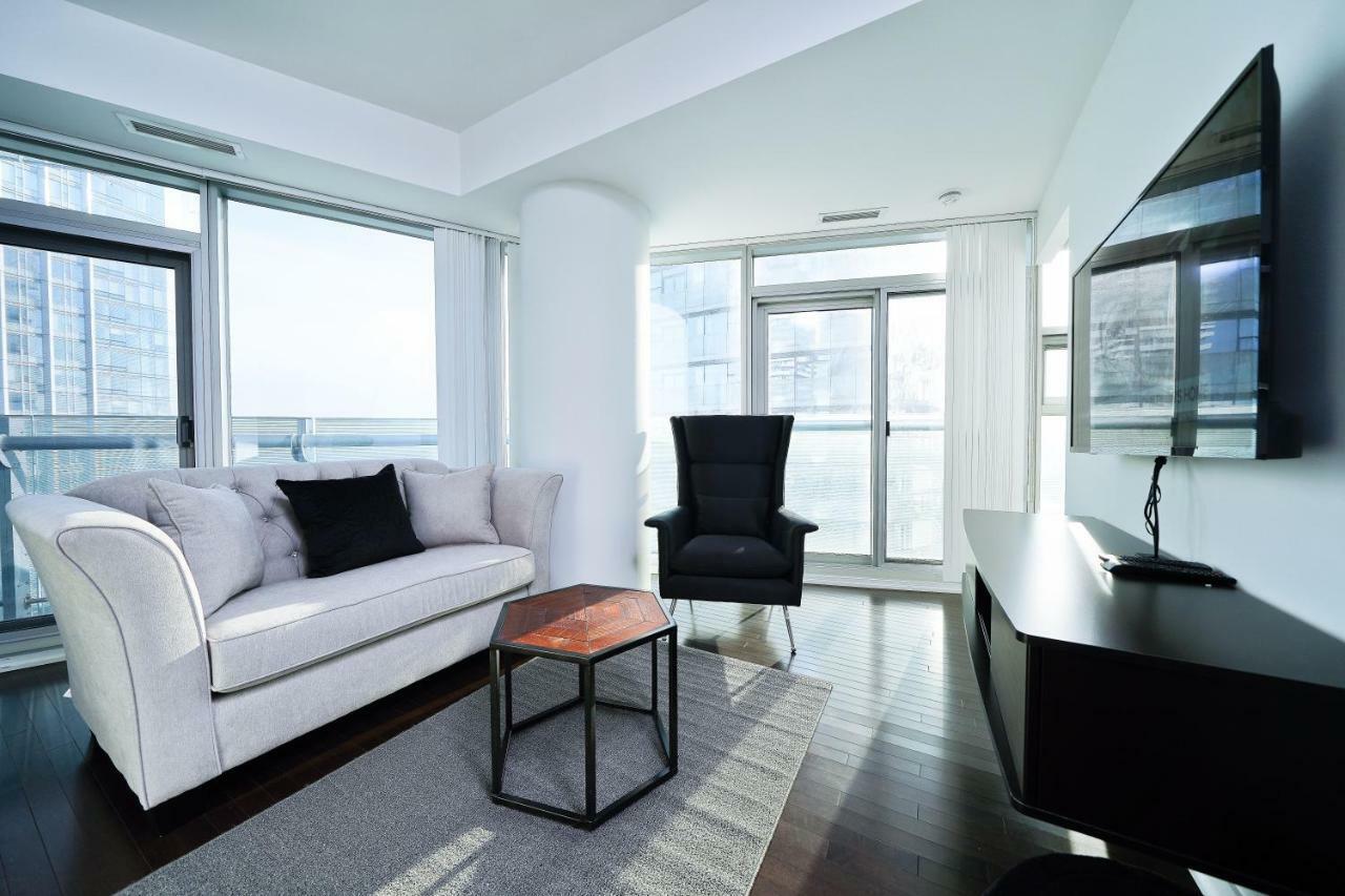 The York Boutique Suites Toronto Dış mekan fotoğraf