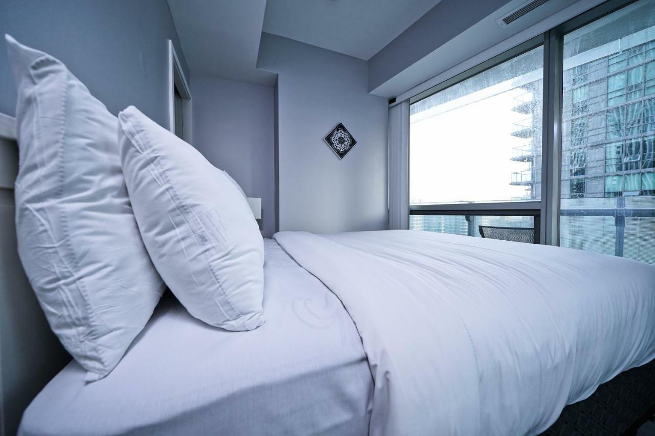 The York Boutique Suites Toronto Dış mekan fotoğraf