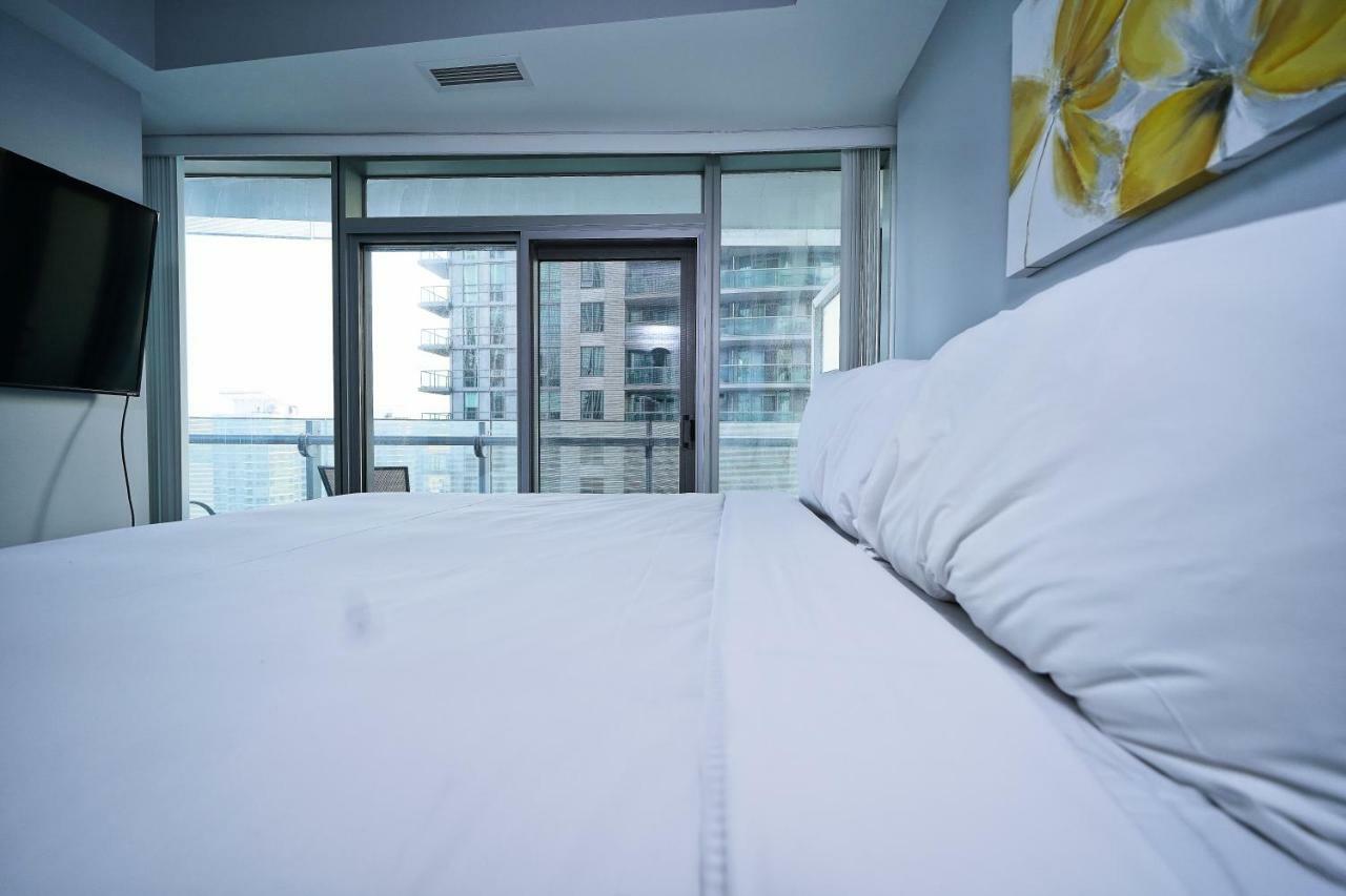 The York Boutique Suites Toronto Dış mekan fotoğraf