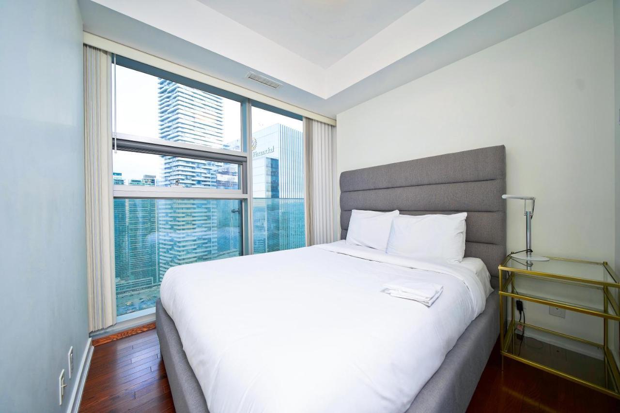 The York Boutique Suites Toronto Dış mekan fotoğraf